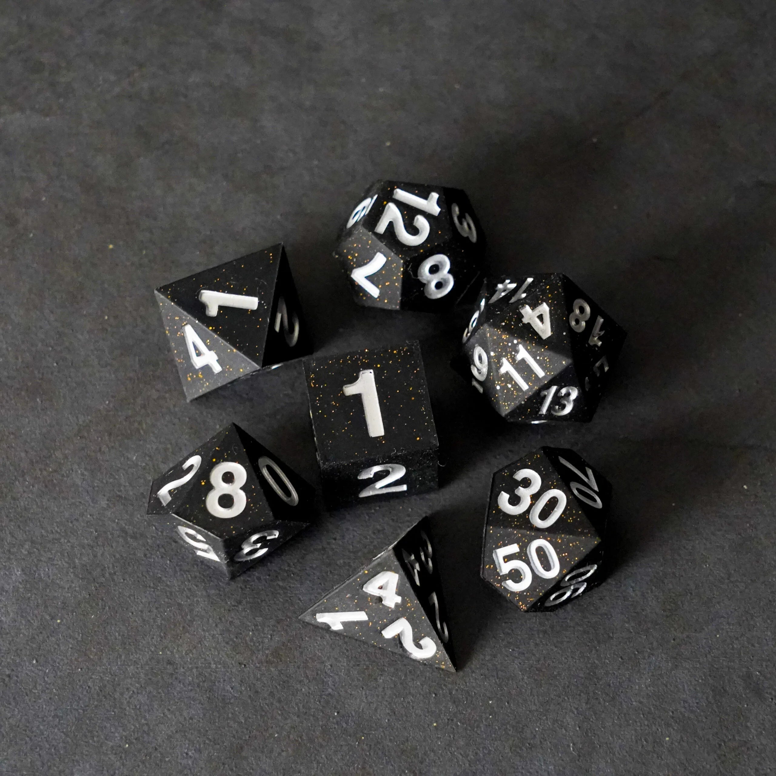 FanRoll - Dice Set - Sharp Edge Silicone Gold Scatter